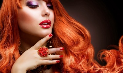 девушка рыжая волосы