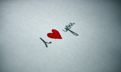 любовь надпись сердце